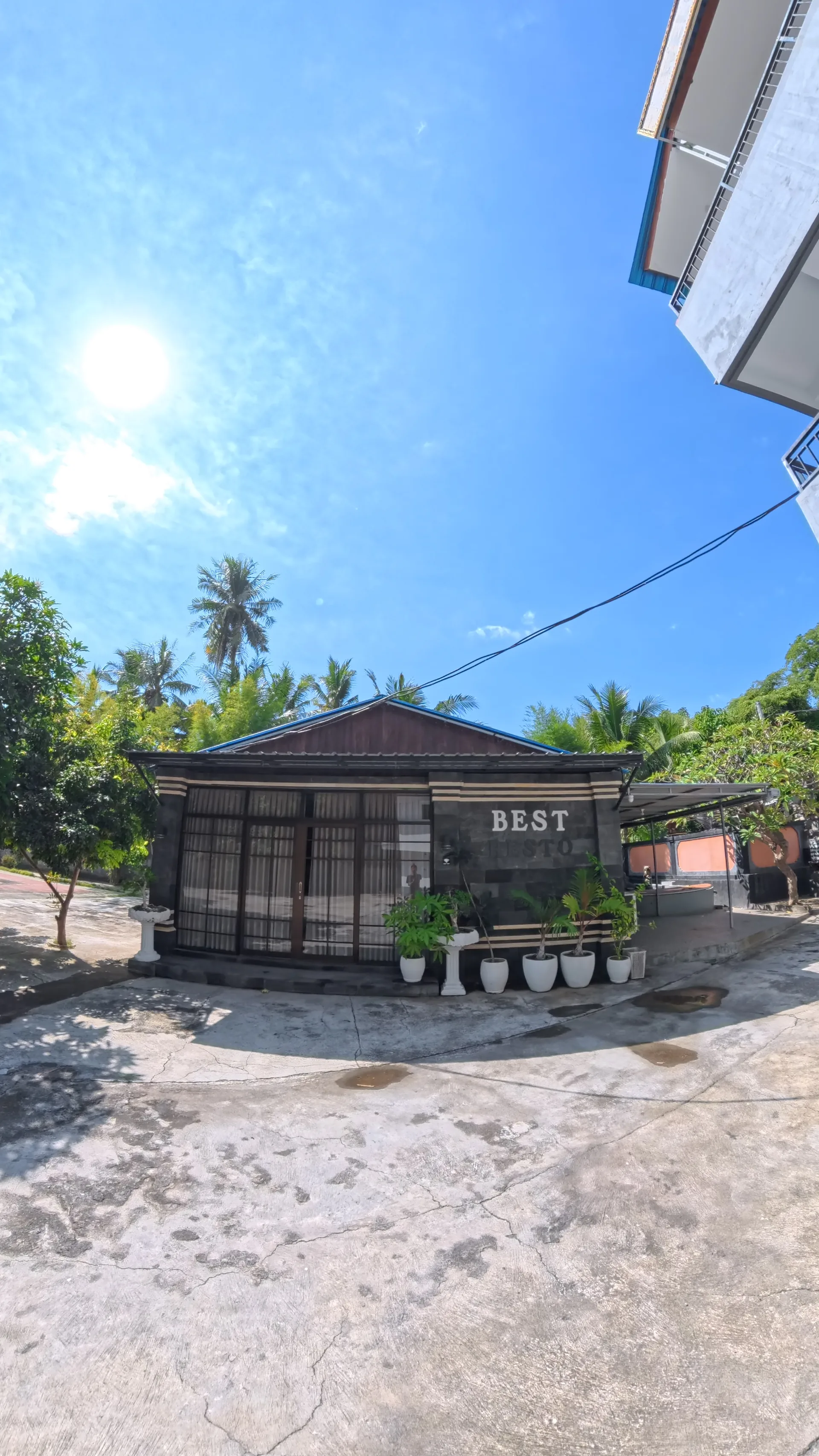 BEST RESTO